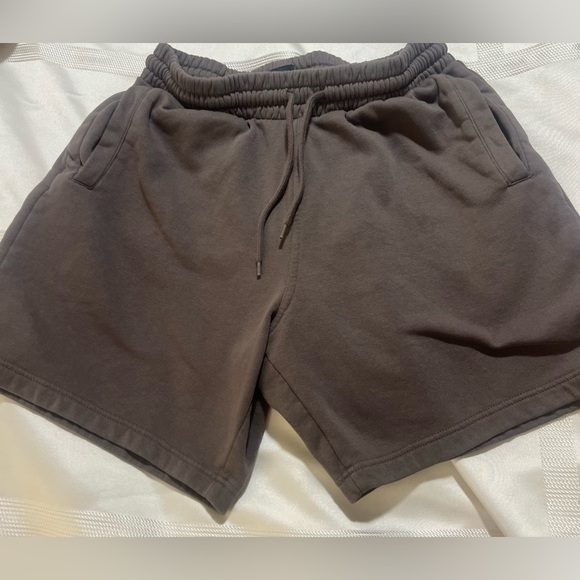 H&M Men's Brownish-Grey Athletic Shorts - Picture 3 of 6
